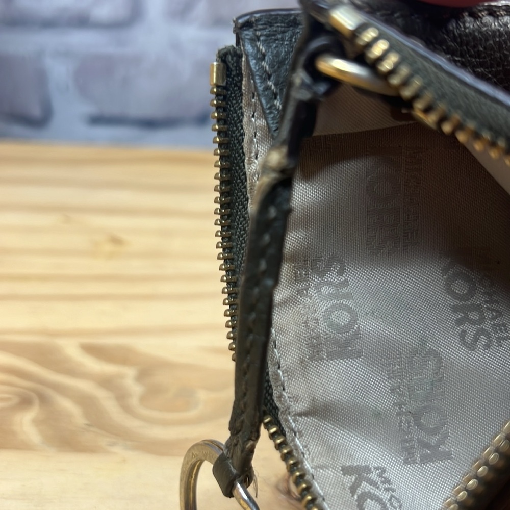 *5/$15* Michael Kors Card Holder/Keyring - Olive Green - Picture 4 of 5